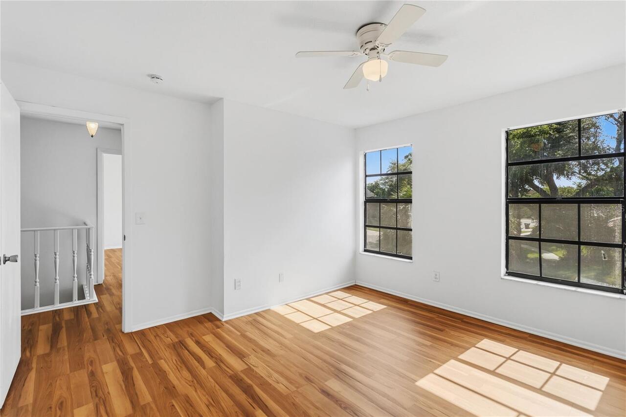 Listing Photo 16
