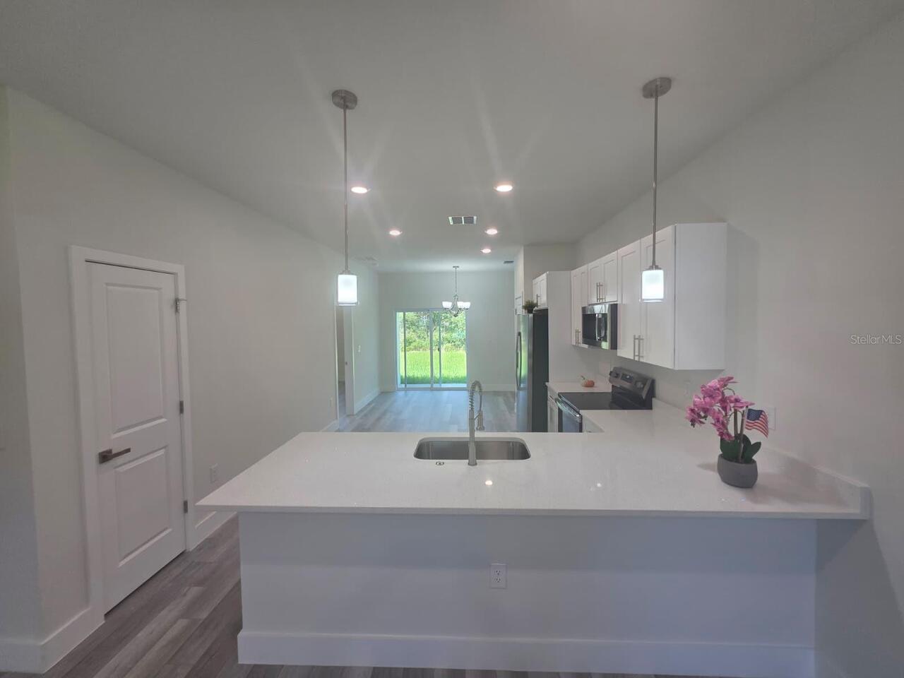 Listing Photo 7