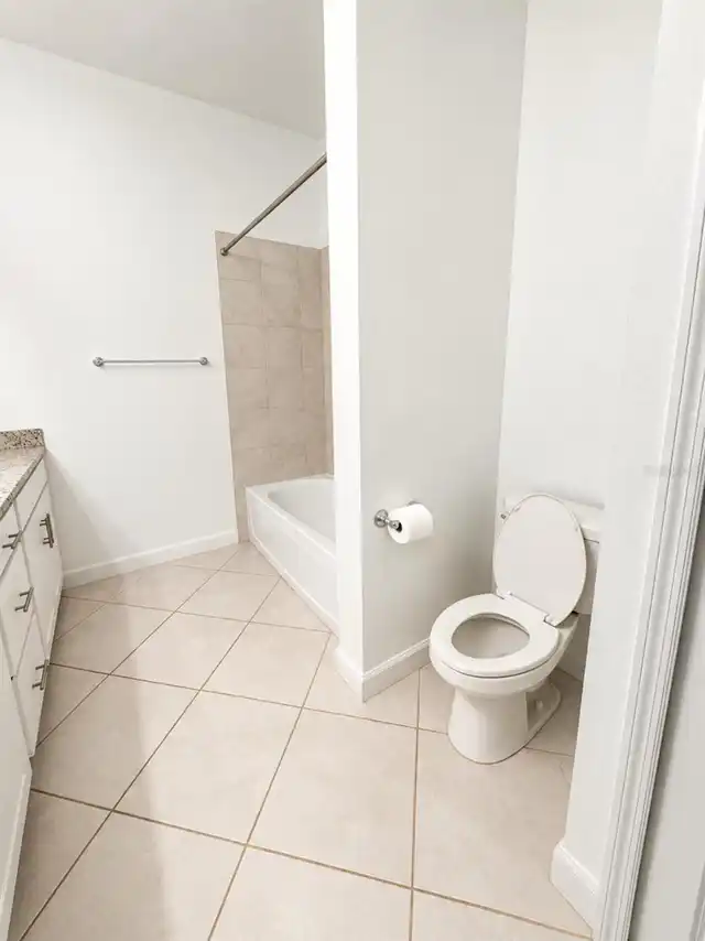 Listing Photo 16