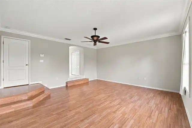 Listing Photo 27