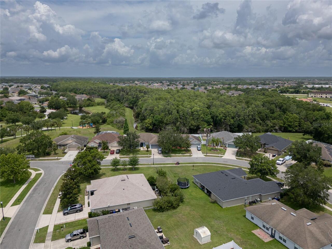 Listing Photo 10