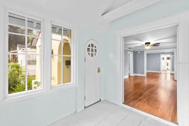 Listing Photo 9