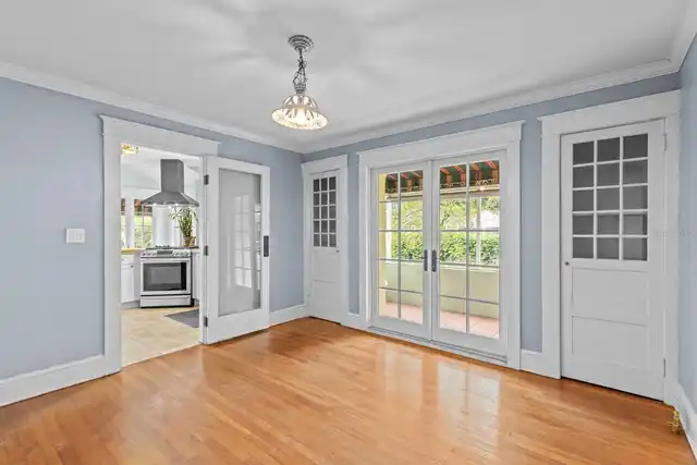 Listing Photo 15