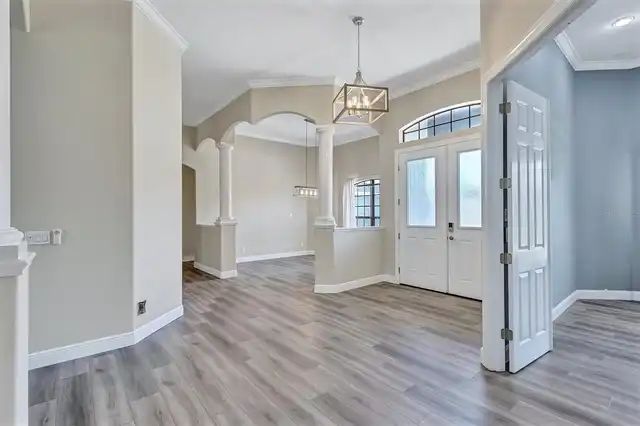 Listing Photo 8