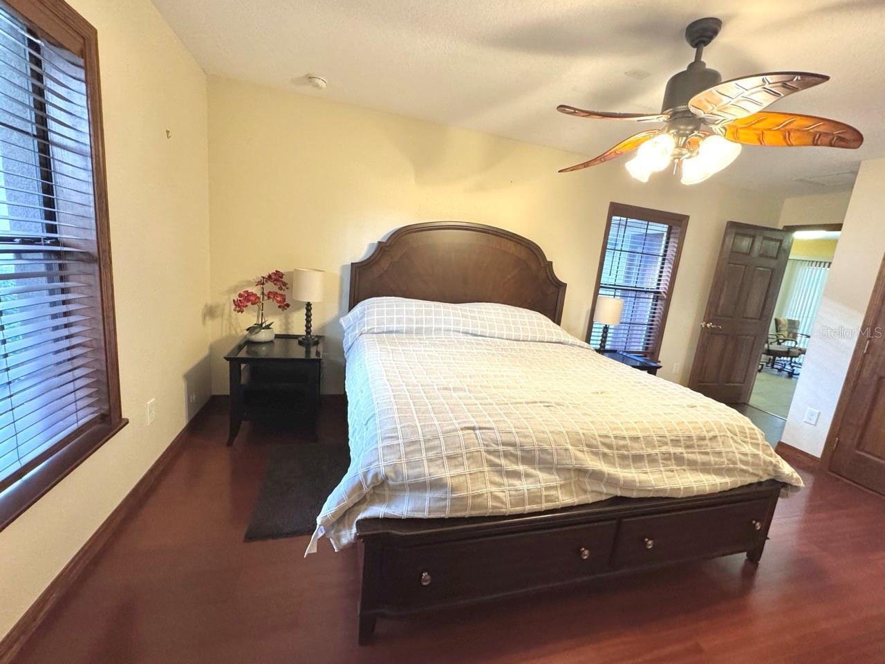 Listing Photo 8