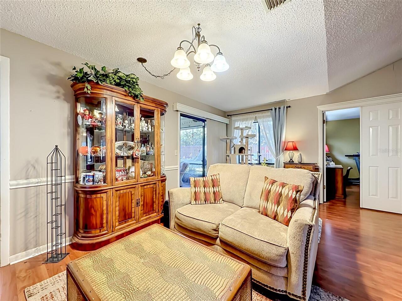 Listing Photo 25