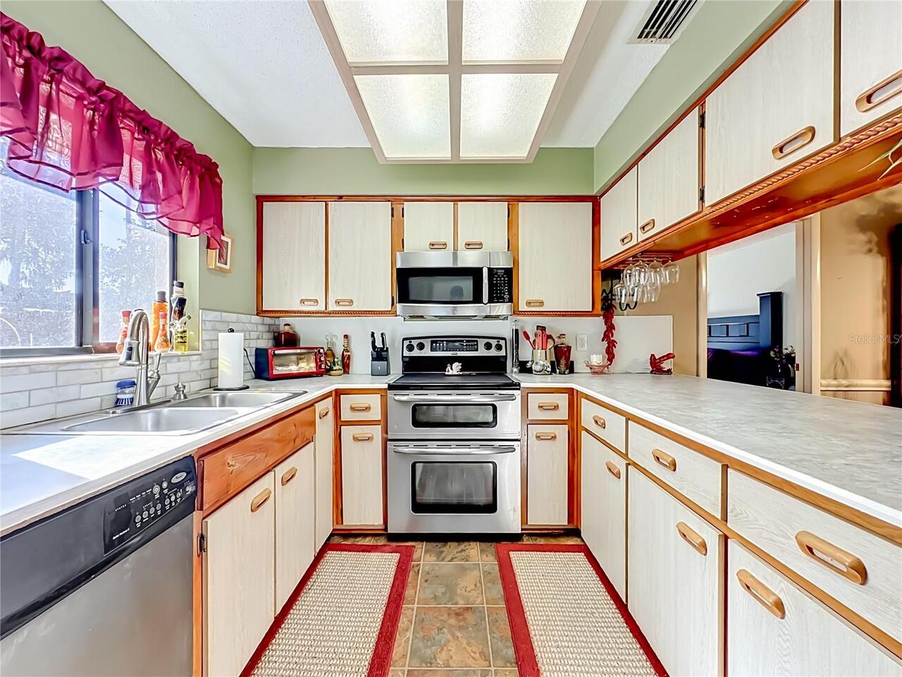 Listing Photo 28