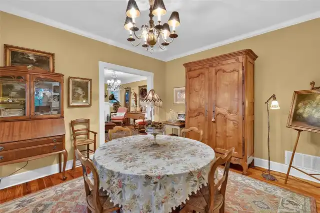 Listing Photo 11