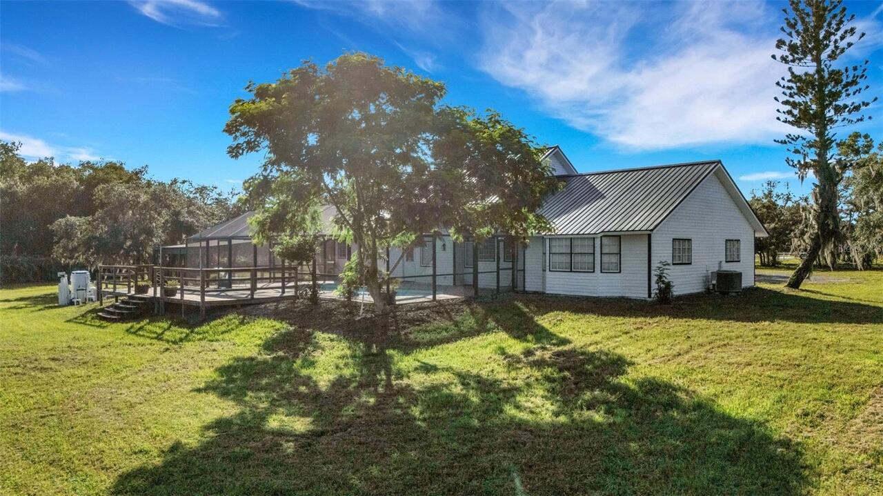 Listing Photo 9
