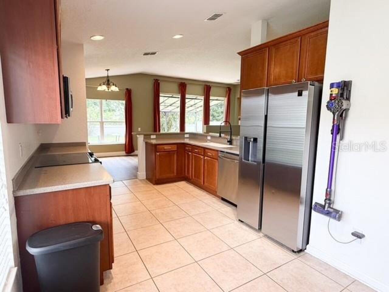 Listing Photo 6