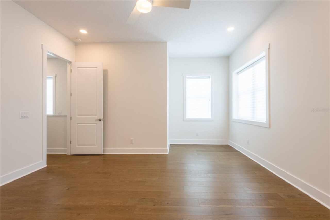 Listing Photo 26
