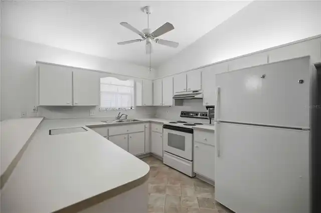 Listing Photo 5