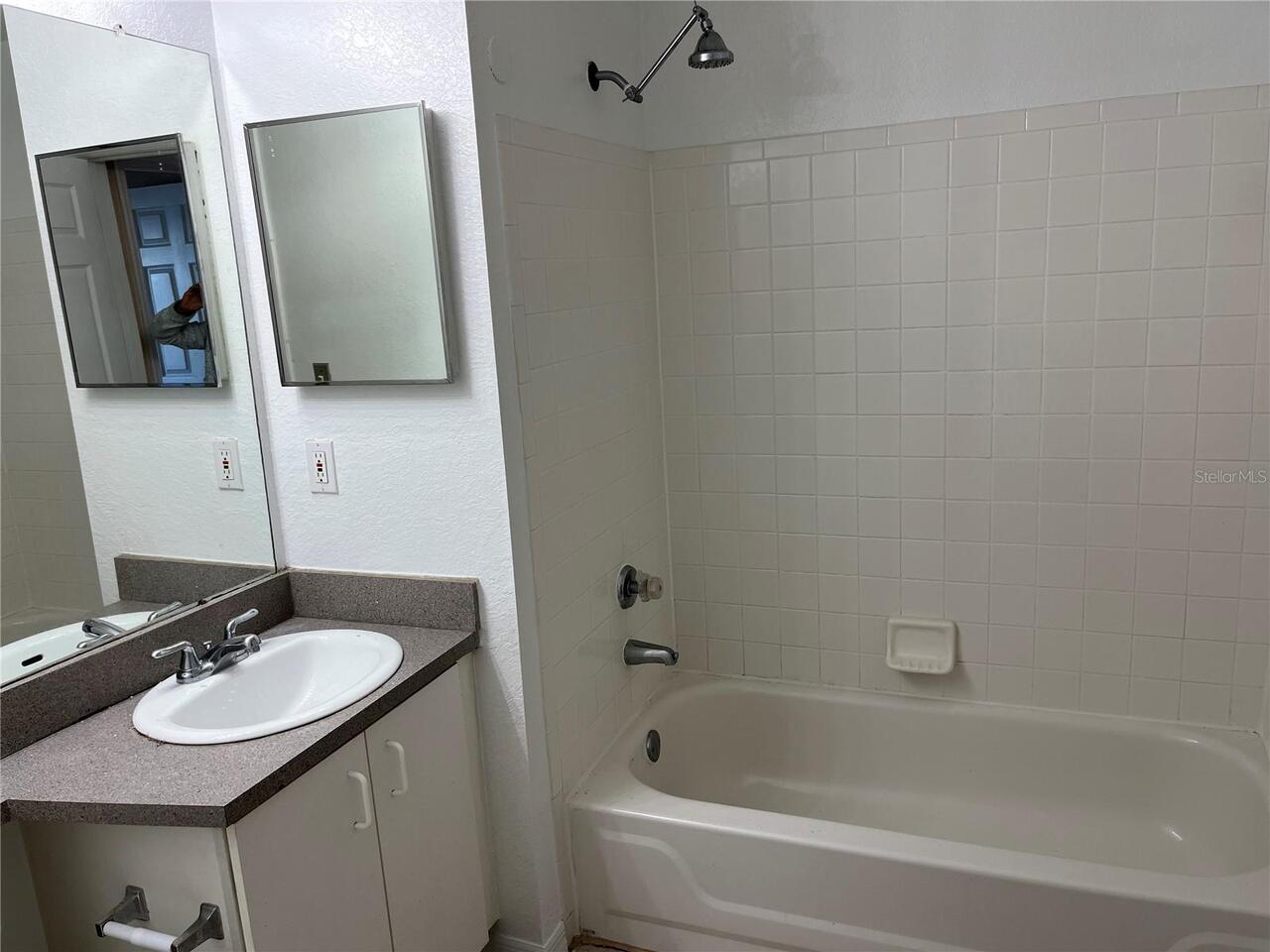 Listing Photo 10