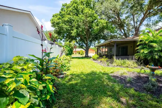 Listing Photo 28