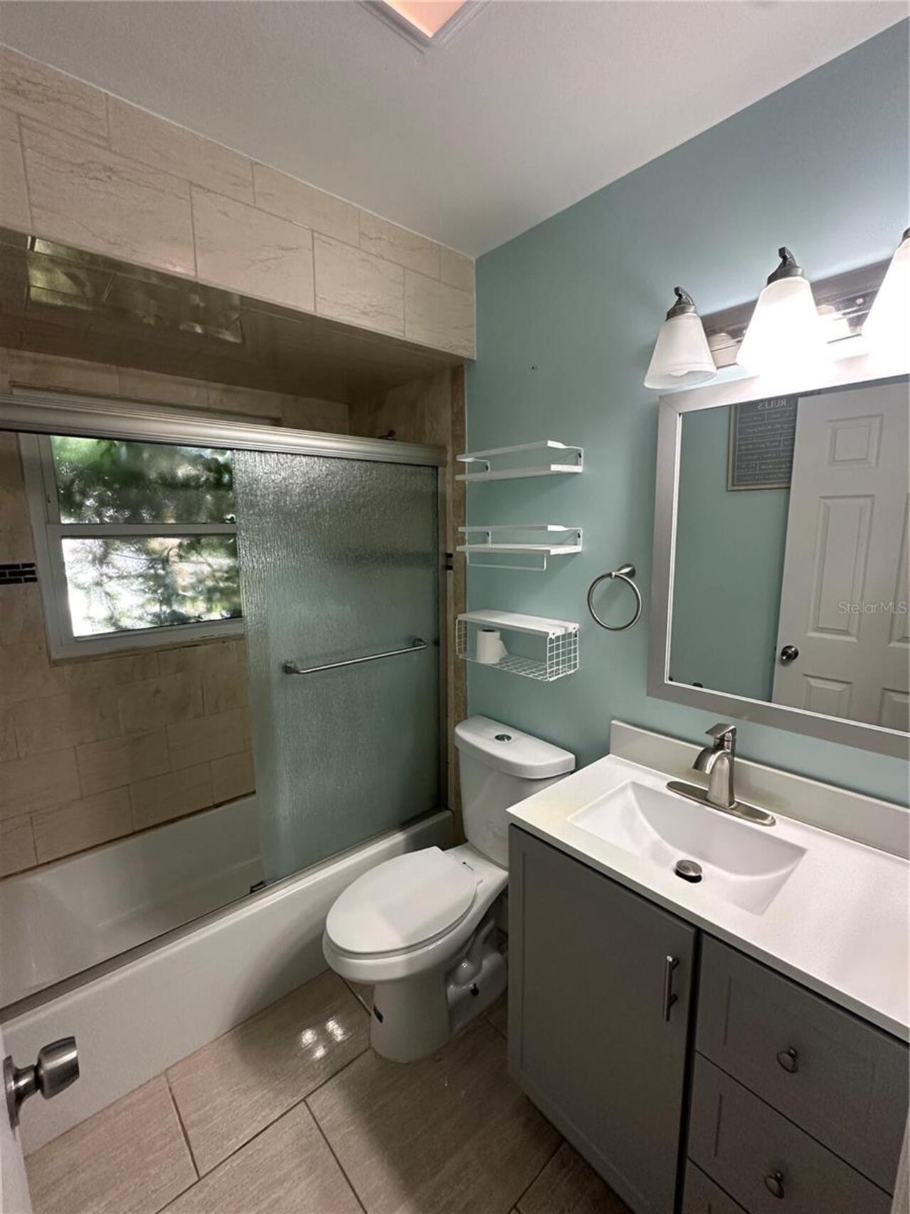 Listing Photo 9