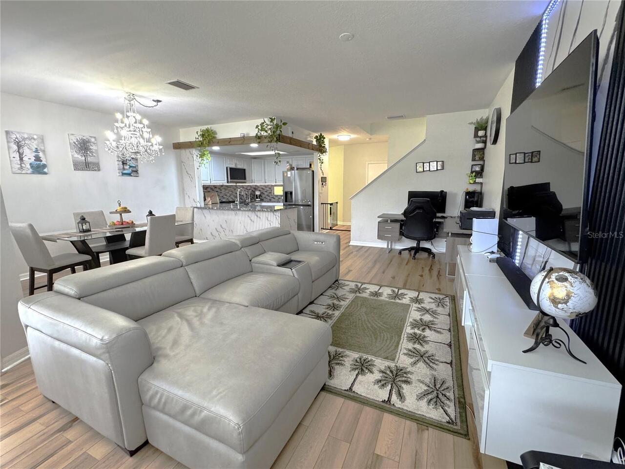 Listing Photo 6