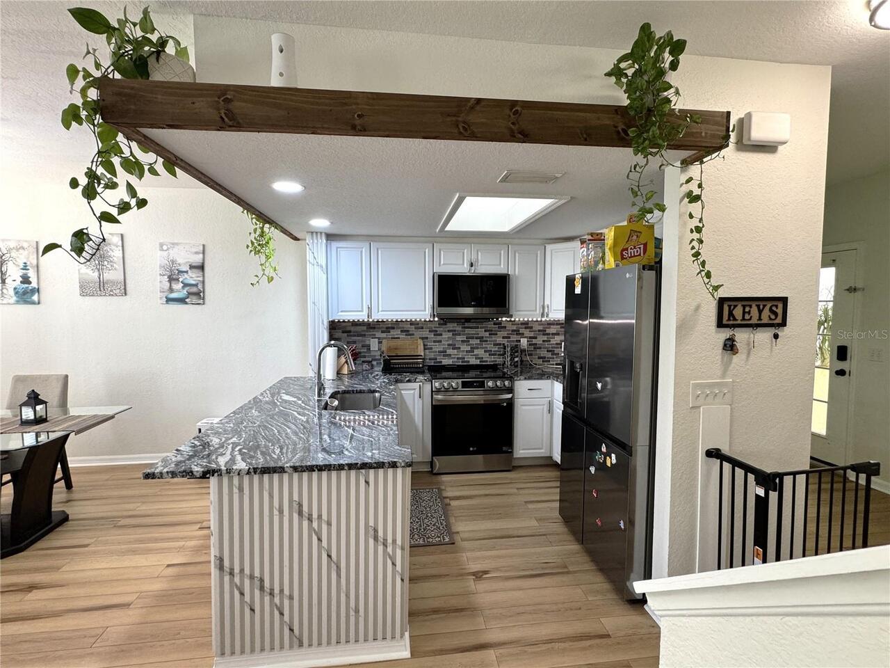 Listing Photo 18