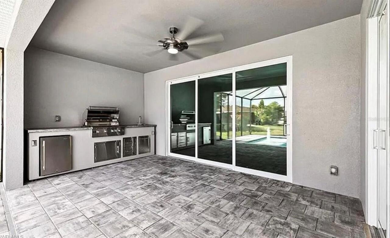 Listing Photo 11