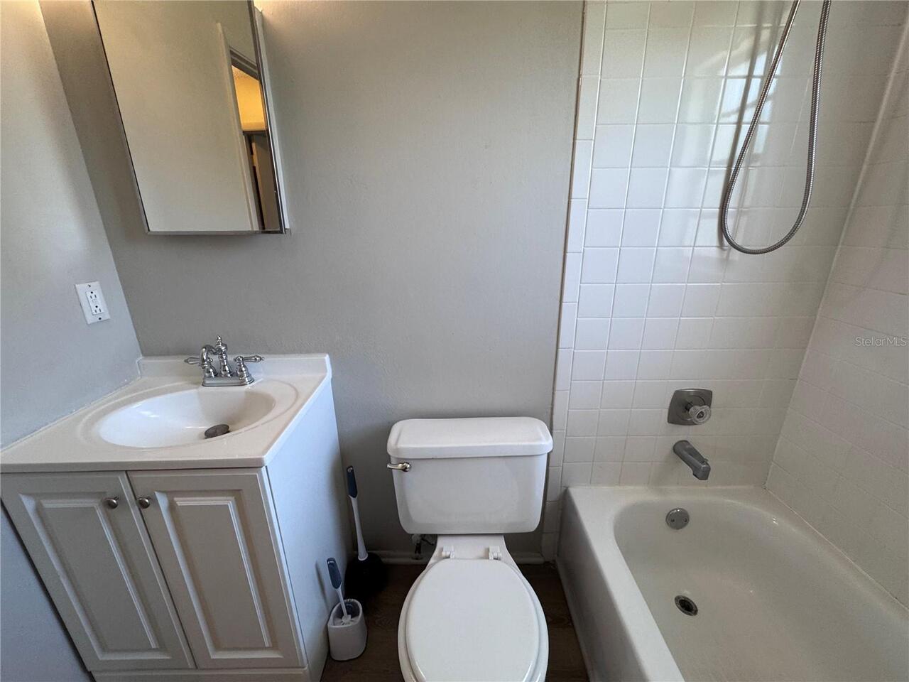 Listing Photo 15
