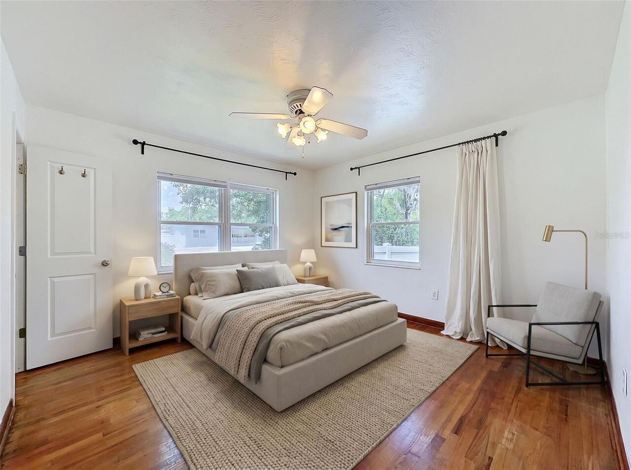 Listing Photo 8
