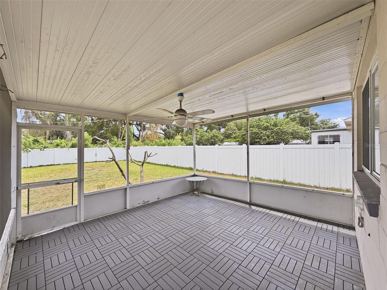 Listing Photo 9