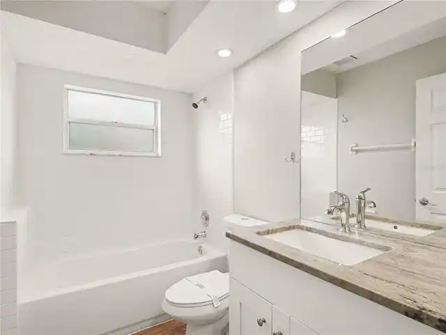 Listing Photo 20