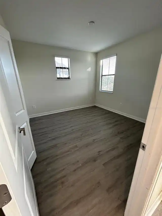 Listing Photo 29