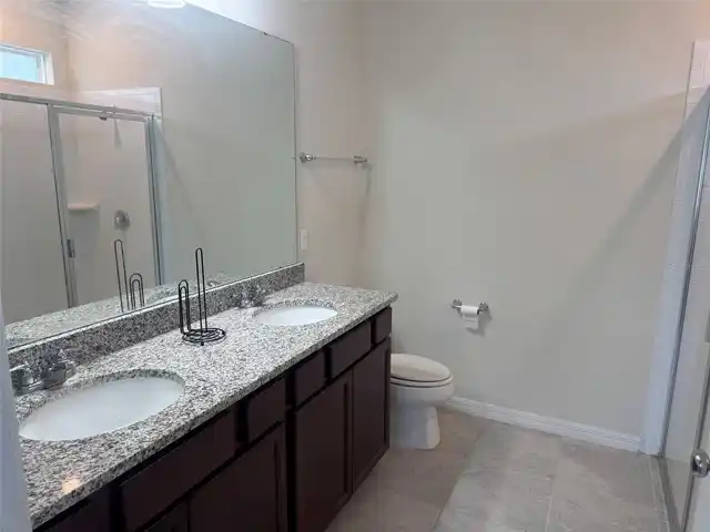 Listing Photo 16