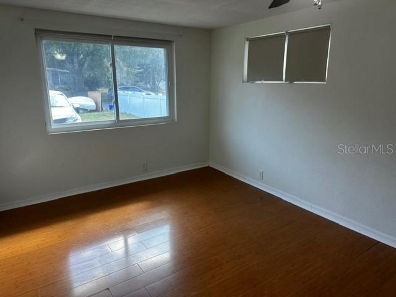 Listing Photo 11