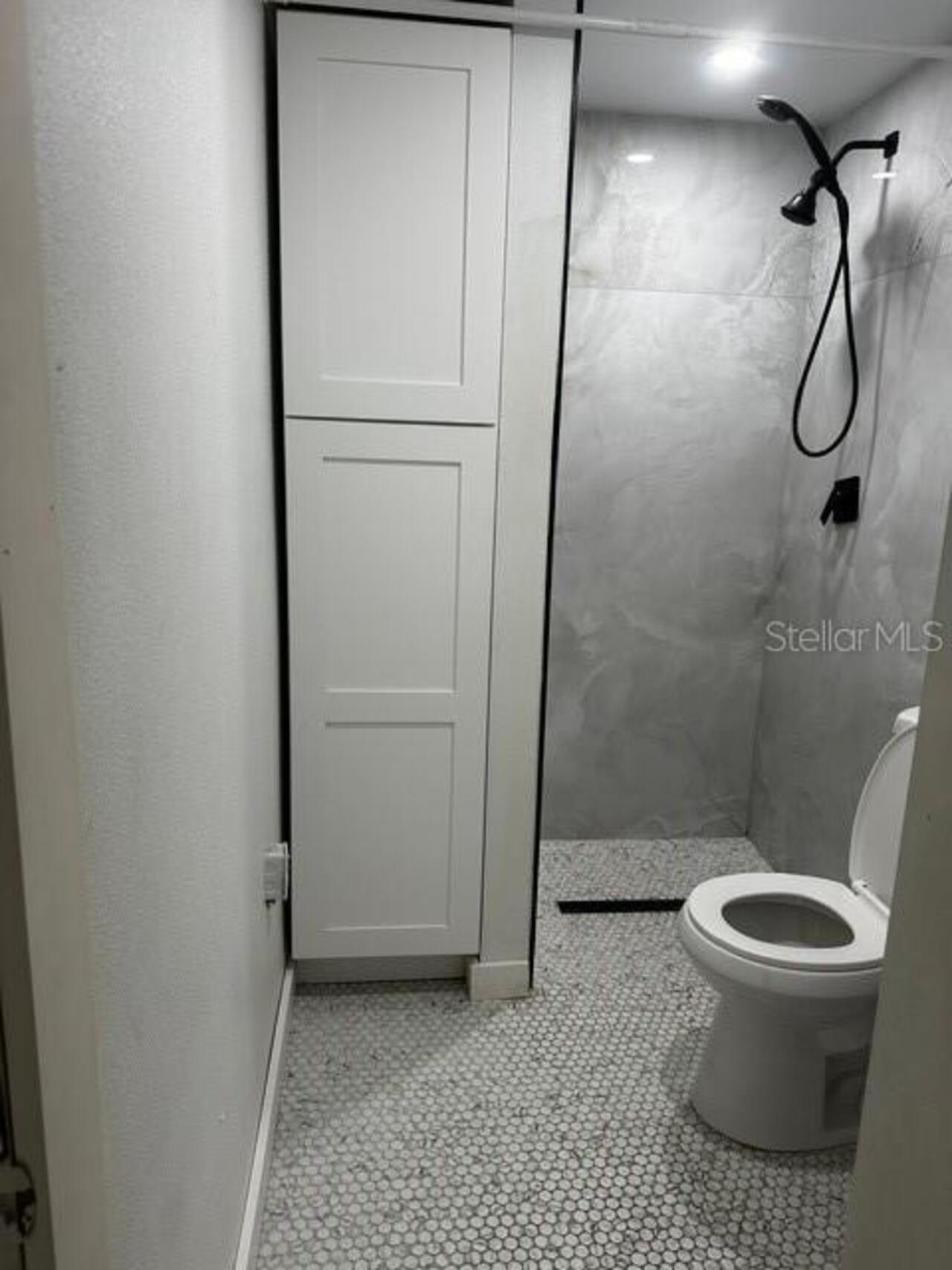 Listing Photo 12