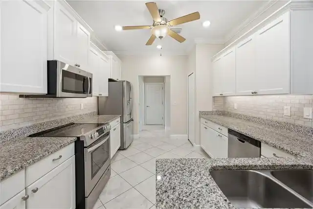 Listing Photo 15