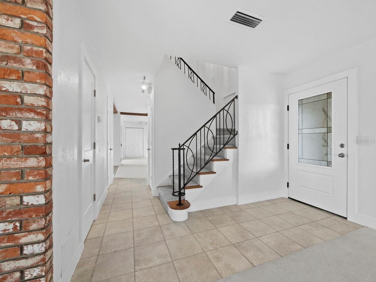 Listing Photo 14