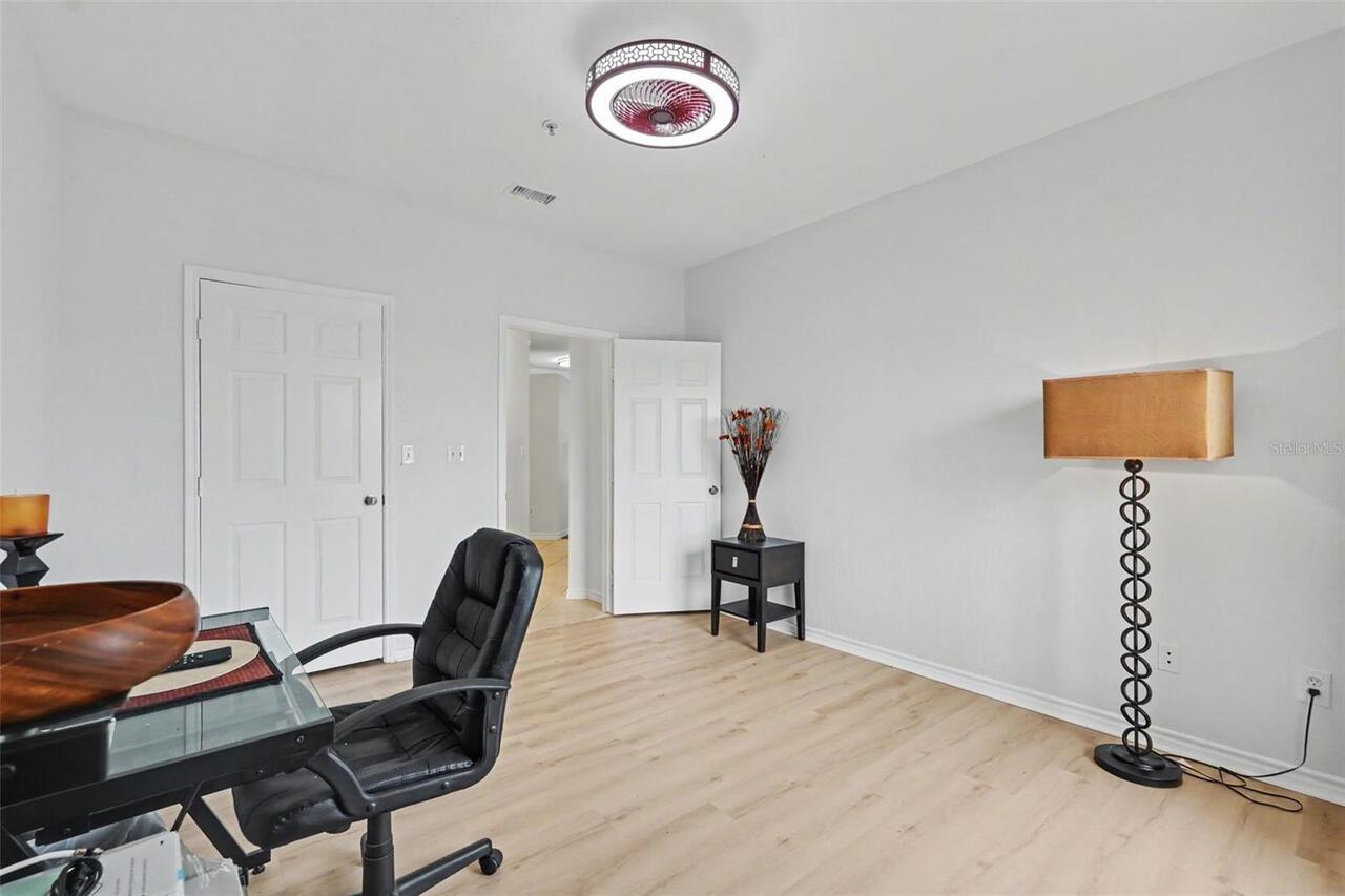 Listing Photo 16