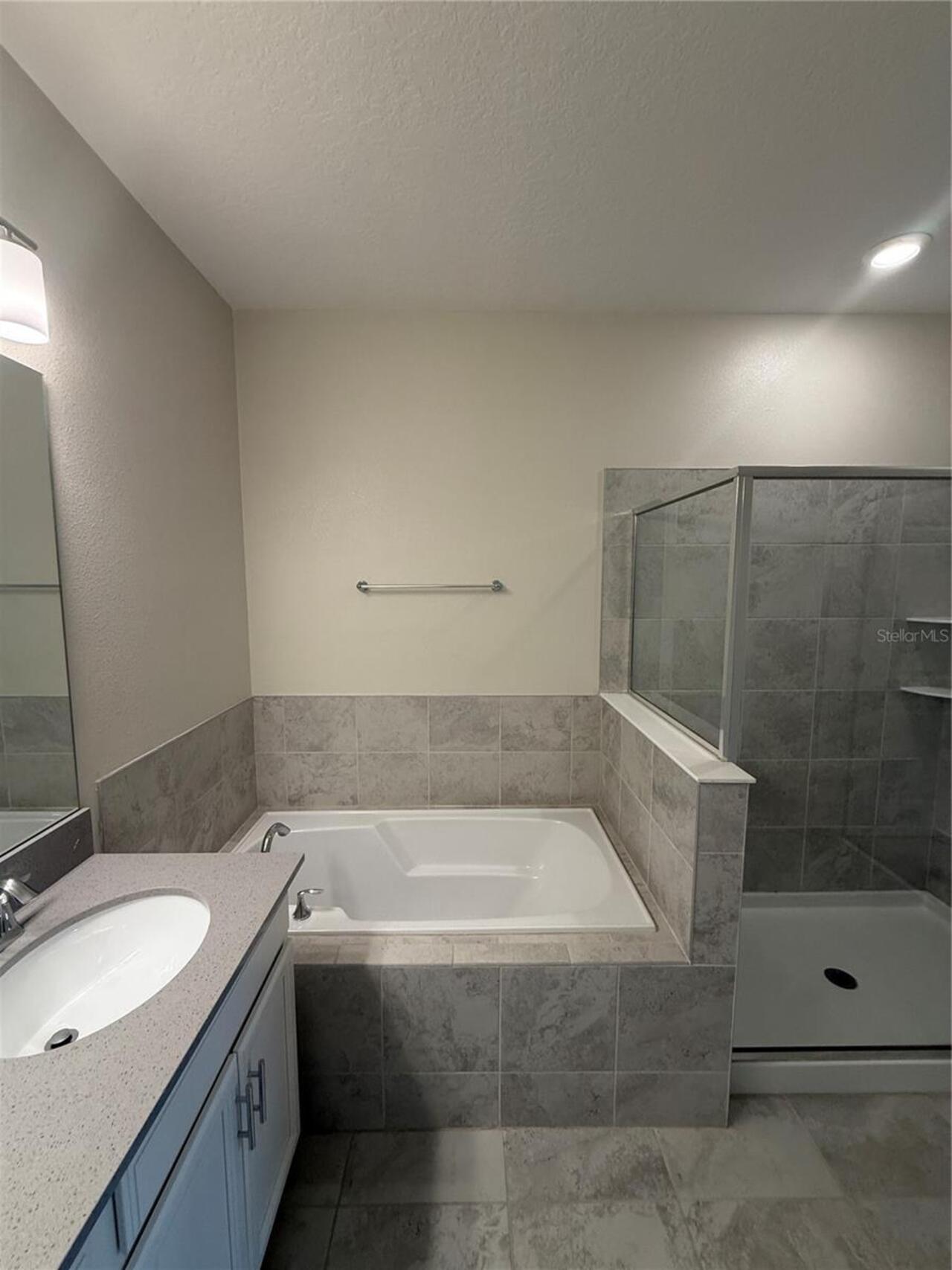 Listing Photo 9