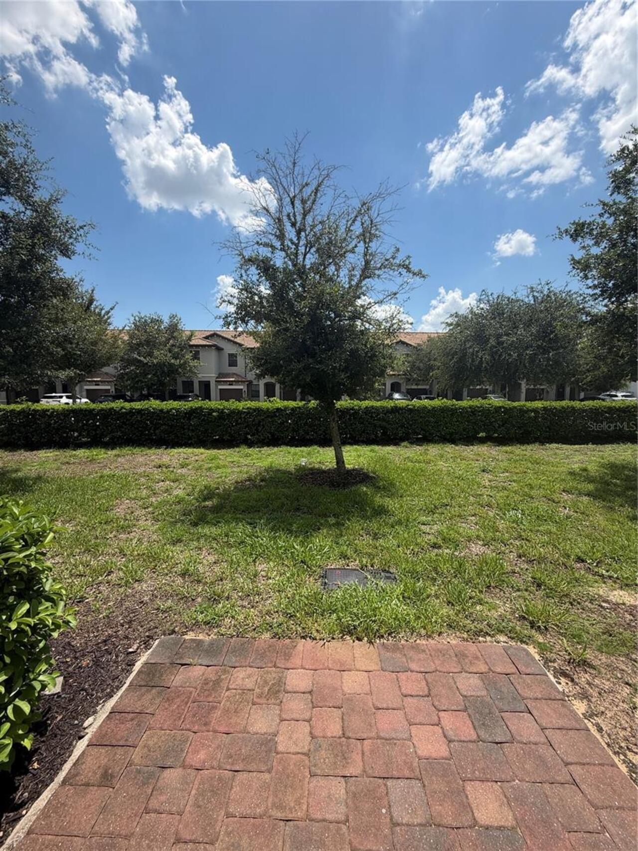 Listing Photo 10