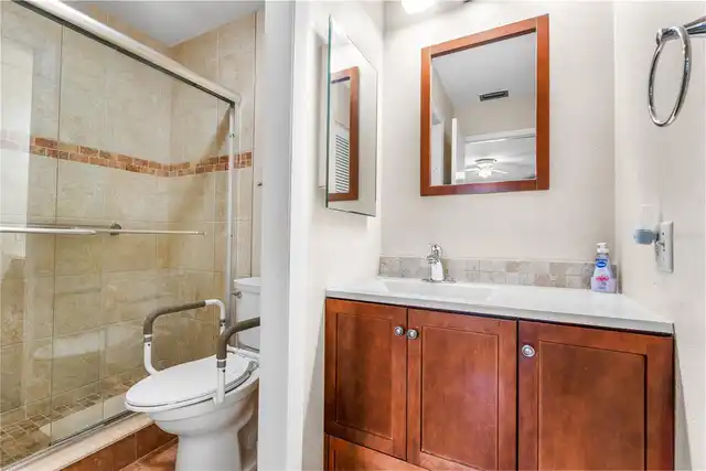 Listing Photo 23