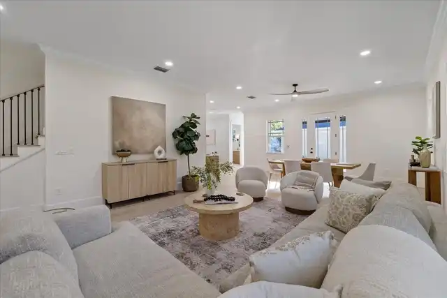 Listing Photo 21