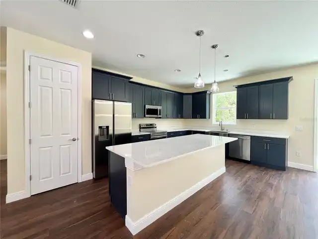 Listing Photo 13