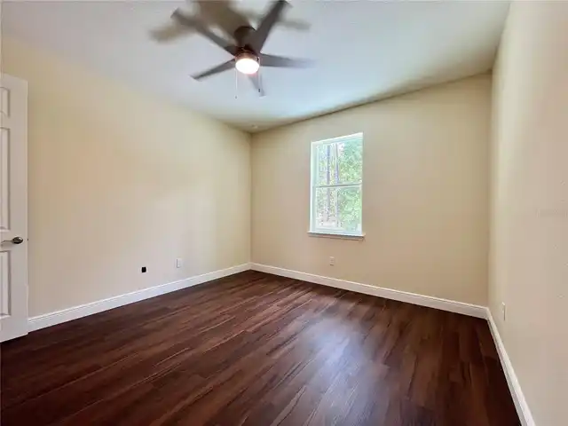 Listing Photo 34