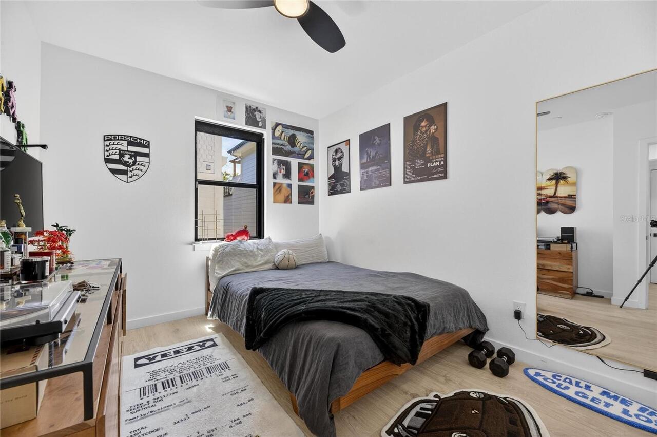 Listing Photo 25