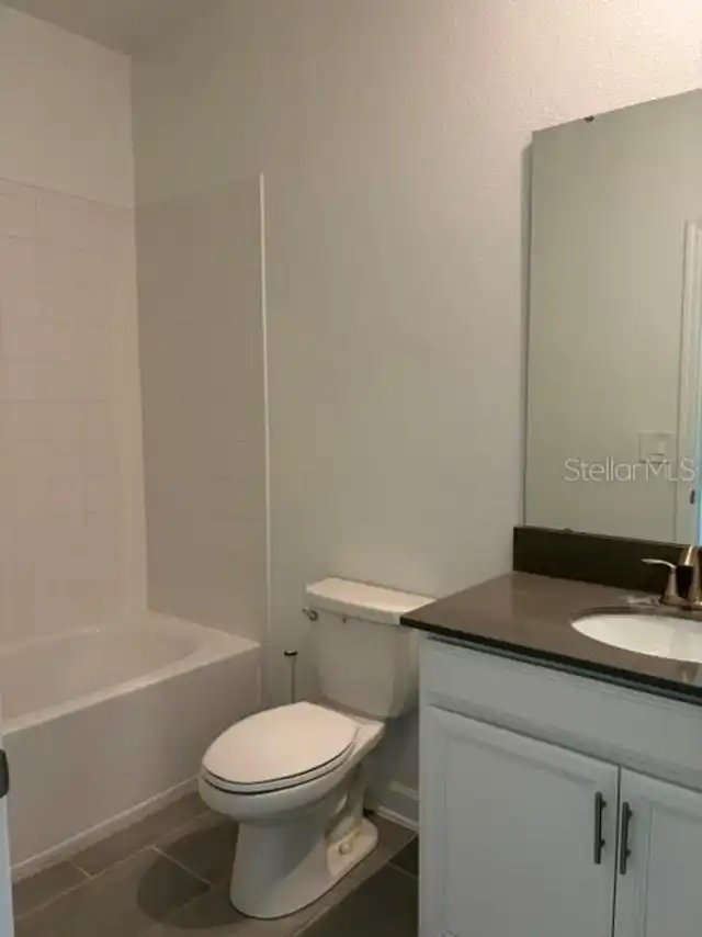 Listing Photo 9