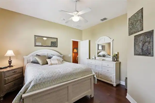 Listing Photo 24