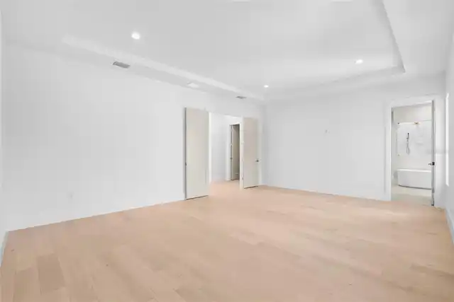 Listing Photo 26