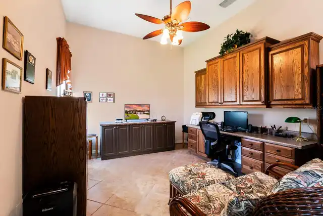 Listing Photo 18