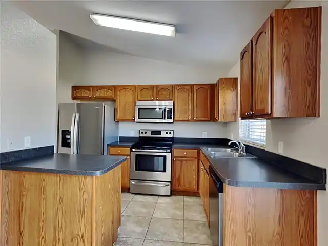 Listing Photo 5