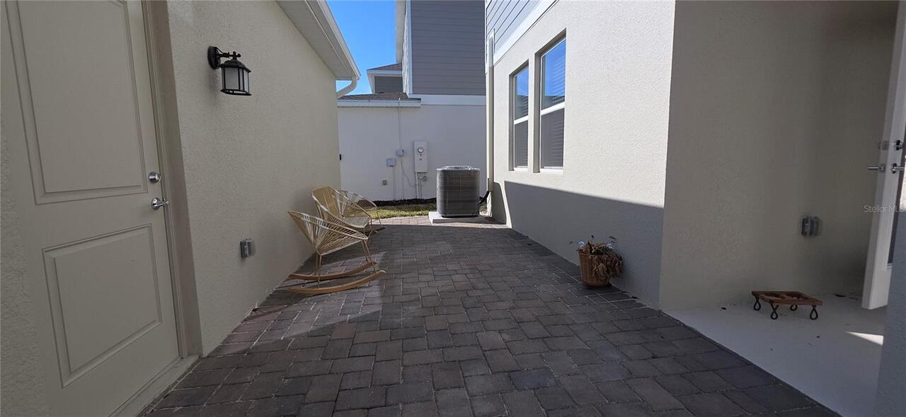 Listing Photo 14