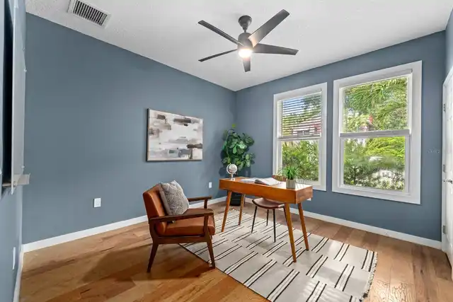 Listing Photo 14