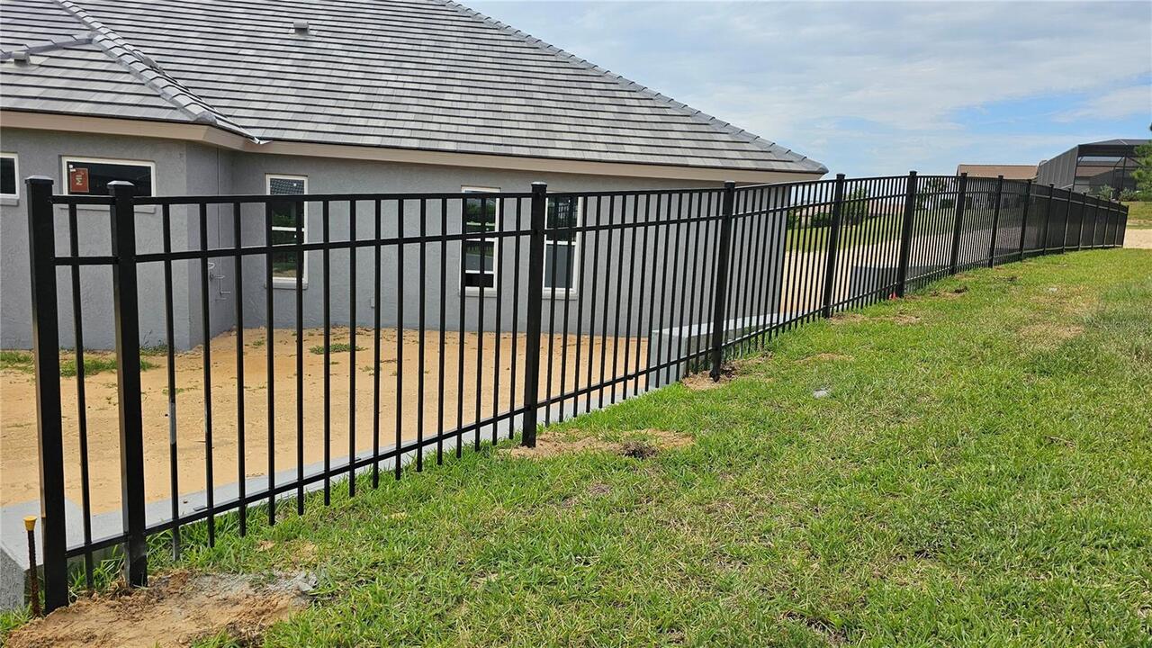 Listing Photo 6