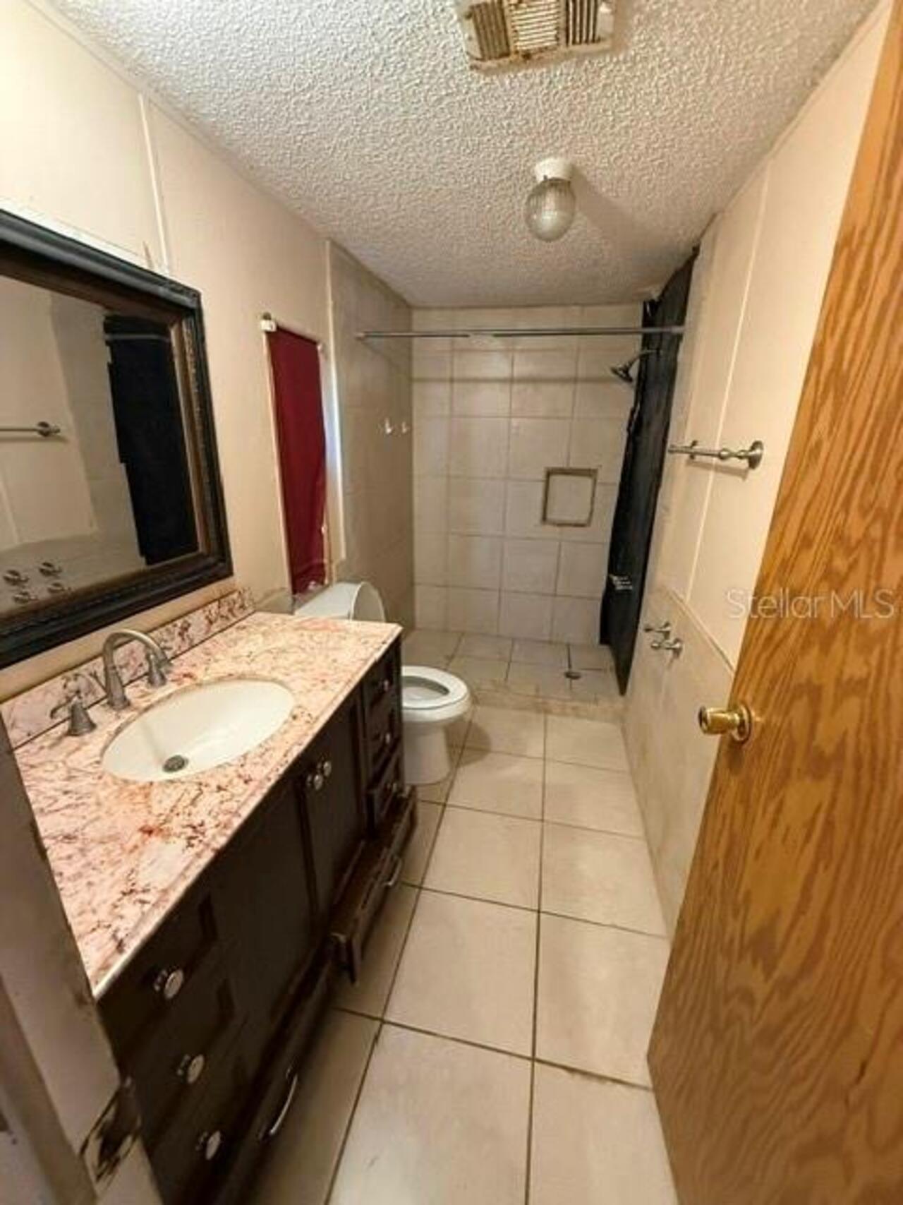 Listing Photo 12