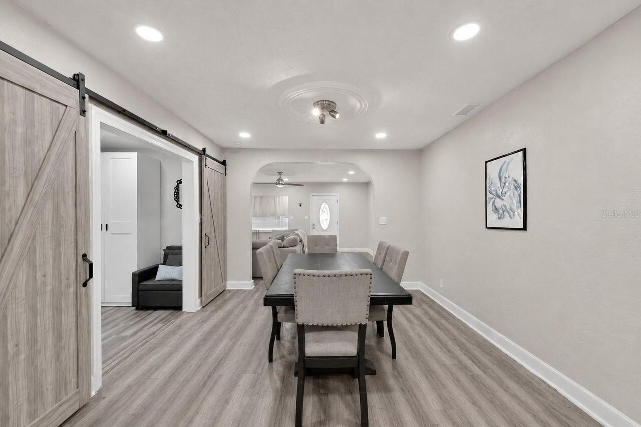 Listing Photo 8